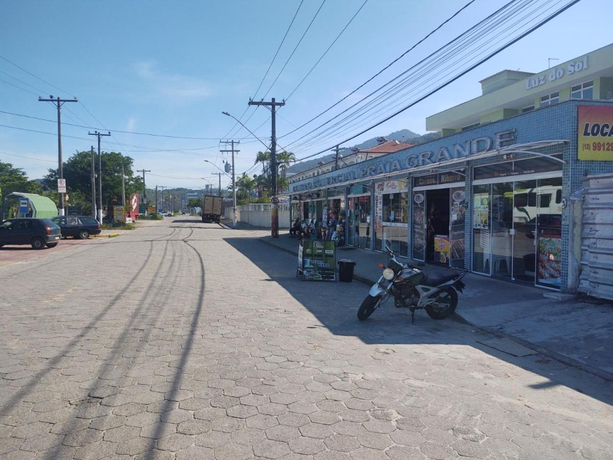 Apartamento Ubatuba - Praia Grande - 200M Da Praia Eksteriør billede