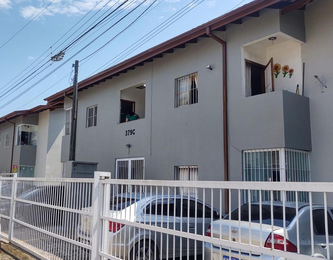 Apartamento Ubatuba - Praia Grande - 200M Da Praia Eksteriør billede